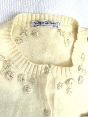 Vintage Valeria Zaccarelli 100% Cashmere Embroidered Cardigan Italy Small Cream